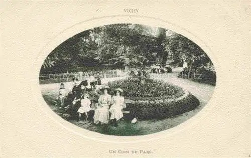 AK / Ansichtskarte VICHY_03_Allier Un Coin du Parc 