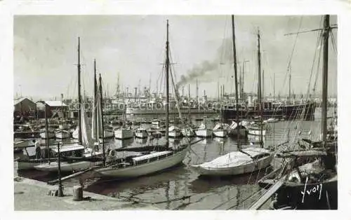 AK / Ansichtskarte TOULON_ SUR MER_83_Var La rade 