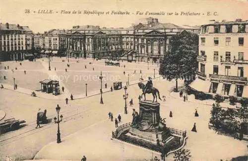 AK / Ansichtskarte LILLE_59_Nord Place de la Republique et Faidherbe Vue d ensemble sur la Prefecture 