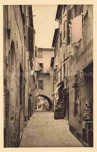 AK / Ansichtskarte Villefranche_d_Allier Rue du Poilu Villefranche_d_Allier