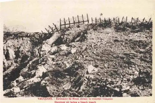 AK / Ansichtskarte Vauquois_VERDUN_55_Meuse Entoanoir de Mines devant la tranchee francaise 