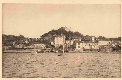 AK / Ansichtskarte Porquerolles Village et le Fort Sainte Agate Porquerolles