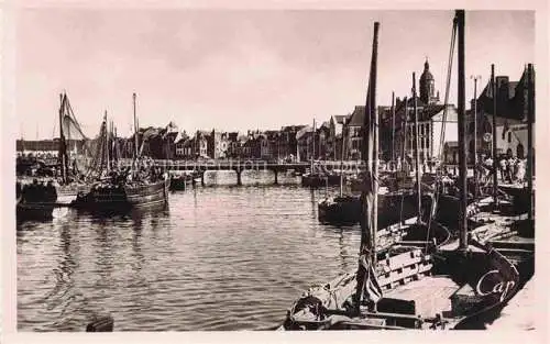 AK / Ansichtskarte Croisic_Le__44_Loire Atlantique Le port a maree haute et les quais 