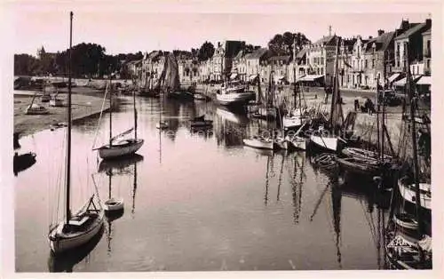 AK / Ansichtskarte Le_Pouliguen_Saint Nazaire_44_Loire Atlantique Le port 