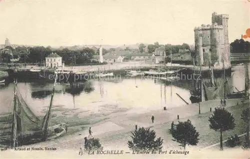 AK / Ansichtskarte LA_ROCHELLE_17_Charente Maritime Entree du port d echouage 