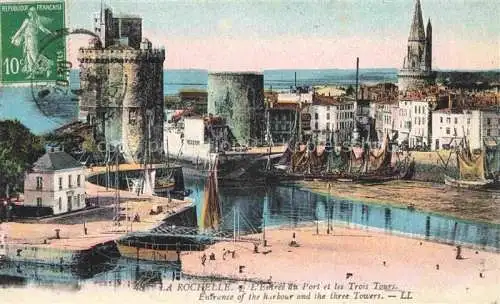 AK / Ansichtskarte LA_ROCHELLE_17_Charente Maritime Entree du port et les trois tours 
