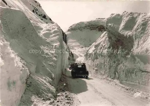 AK / Ansichtskarte Val_d_Isere_Albertville_73_Savoie Route enneigee Arrivee vers la Station 