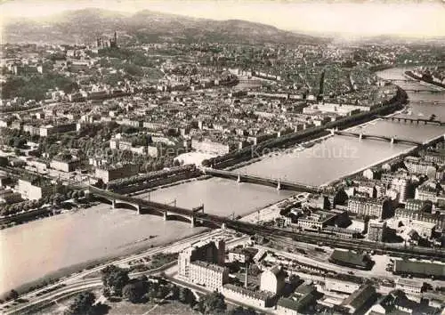 AK / Ansichtskarte LYON_69_Rhone Les ponts sur la Rhone Centre Fourviere et les Monts d Or vue aerienne 