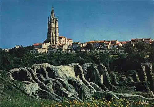 AK / Ansichtskarte Saintes_17_Charente Maritime Cite gallo romaine Arenes amphitheatre Eglise 
