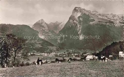 AK / Ansichtskarte Samoens_Bonneville_74_Haute Savoie Vue generale et le Criou 