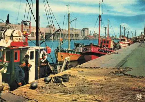 AK / Ansichtskarte SAINT NAZAIRE__ST NAZAIRE_44_Loire Atlantique Le Port 