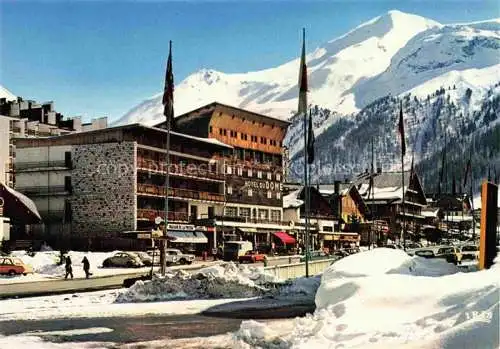 AK / Ansichtskarte Val_d_Isere_Albertville_73_Savoie Le Coeur de la Station et l Iseran 