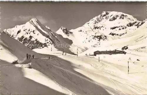AK / Ansichtskarte DAVOS_GR Winterpanorama Strela Pass mit Haupterkopf und Weissfluh Wintersport Alpen Davos_GR