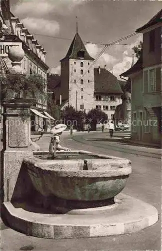 AK / Ansichtskarte Nidau_Bielersee_Lac_de_Bienne_BE Schloss Chateau Brunnen 
