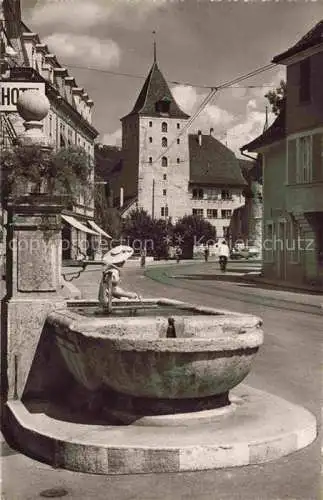 AK / Ansichtskarte Nidau_Bielersee_Lac_de_Bienne_BE Schloss Chateau Brunnen 