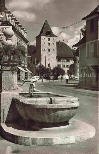 AK / Ansichtskarte Nidau_Bielersee_Lac_de_Bienne_BE Schloss Chateau Brunnen 