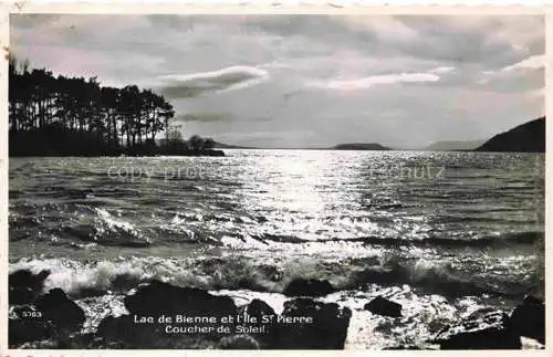AK / Ansichtskarte Biel_Bienne_BE Lac de Bienne et l Ile Saint Pierre coucher de soleil 