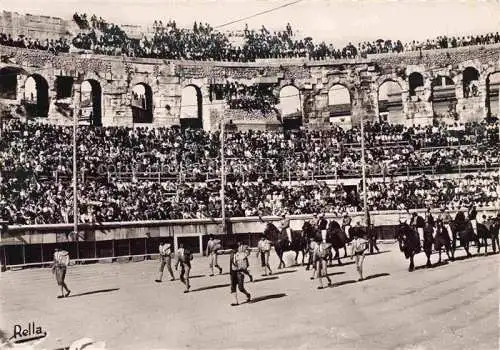 AK / Ansichtskarte NIMES_30_Gard Course de Toureaux aux arenes Le Paseo 