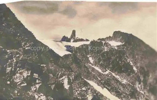 AK / Ansichtskarte Valle d Aosta Valli d Aosta IT Gruppo del Monte Bianco Il Dente del Gigante dal Rifugio Torino