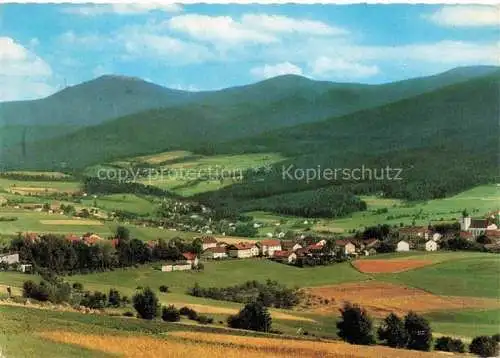 AK / Ansichtskarte Lam Oberpfalz Panorama Luftkurort Blick gegen Grossen und Kleinen Arber Bayerischer Wald