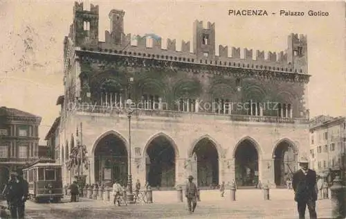 AK / Ansichtskarte PIACENZA  Emilia-Romagna IT Palazzo Gotico