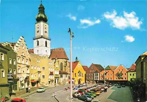 AK / Ansichtskarte Cham  Oberpfalz Stadtplatz Kirche