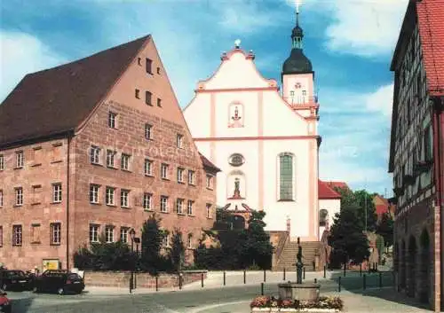 AK / Ansichtskarte Hilpoltstein Mittelfranken Stadtpfarrkirche Rathaus mit Brunnenmaennlein