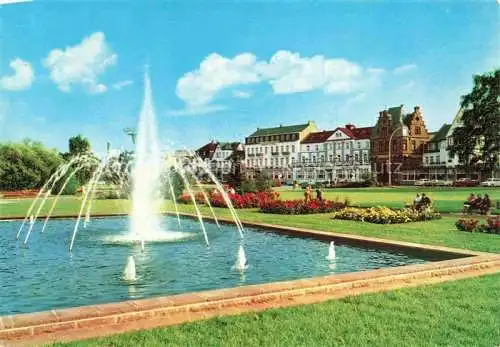 AK / Ansichtskarte Andernach Rhein Rheinanlagen Springbrunnen