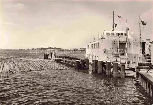 AK / Ansichtskarte Faehre Ferry Bac Traghetto-- Rostock Gehlsdorf 