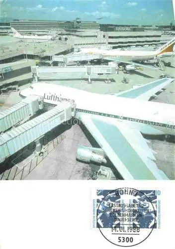 AK / Ansichtskarte Flughafen Airport Aeroporto Frankfurt am Main Lufthansa
