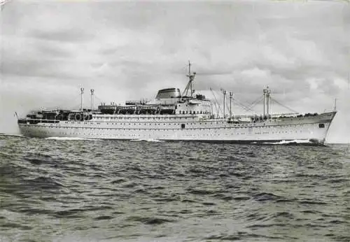 AK / Ansichtskarte Dampfer Oceanliner MN Australia Oceania Neptunia Lloyd Tristino 