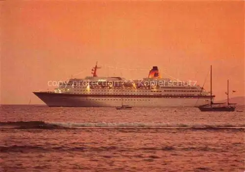 AK / Ansichtskarte Dampfer Oceanliner MS Europa 33819BRT/GRT  Hapag Lloyd