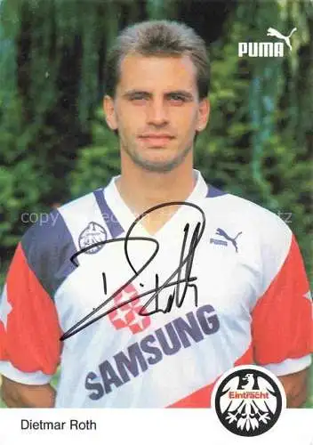 AK / Ansichtskarte Fussball Soccer Football-- Dietmar Roth Autogramm Eintracht  