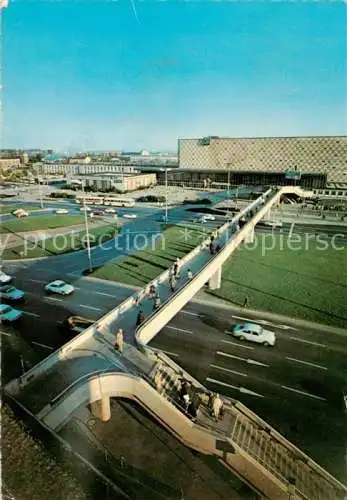 Braunschweig Hauptbahnhof mit Fussgaengerbruecke