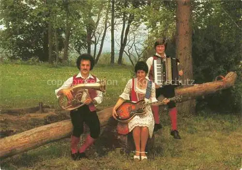 AK / Ansichtskarte Neufra Riedlingen Schwaben-Trio Musikgruppe Trachten