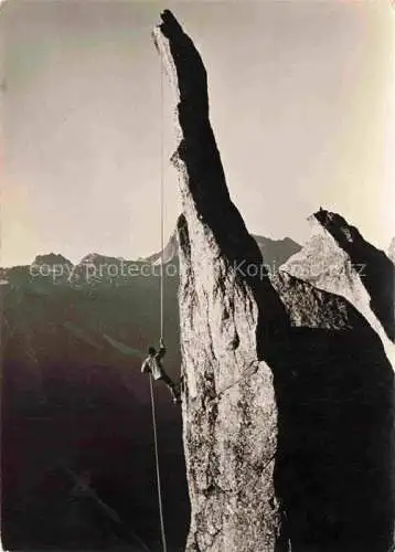 AK / Ansichtskarte Bergsteigen Klettern Mountaineering Alpinisme Alpinismo-- Berg und Tal Rhein C Anseilen im Granit 