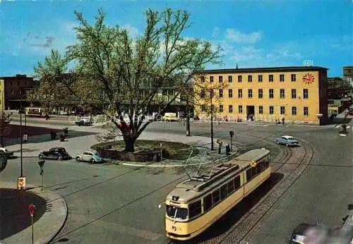 AK / Ansichtskarte STRAssENBAHN Tramway-- Ludwigshafen Platz am Hauptbahnhof 