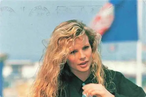 AK / Ansichtskarte Paris 75 Kim Bassinger