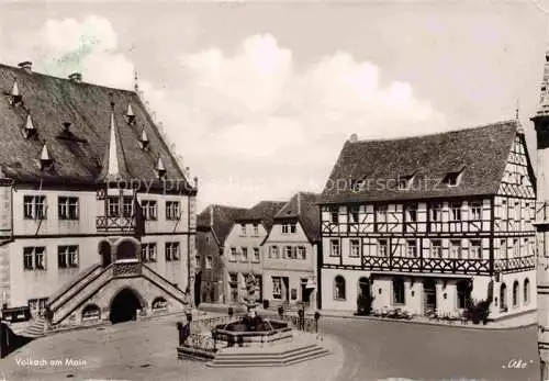 AK / Ansichtskarte Volkach Brunnen Rathaus Markt Gasthaus Mainbruecke