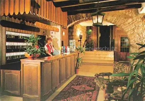 AK / Ansichtskarte WueRZBURG Bayern Hotel Strauss Rezeption