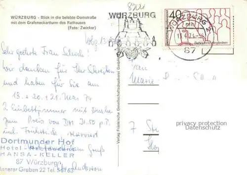 AK / Ansichtskarte WueRZBURG Bayern Domstrasse mit dem Grafeneckertturm des Rathauses