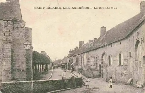 AK / Ansichtskarte Saint-Hilaire-les-Andresis Montargis 45 Loiret La Grande Rue