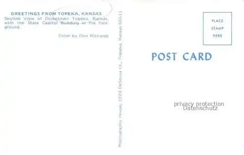 AK / Ansichtskarte Topeka Kansas USA Skyline View of Downtown with the State Capitol Building in the foreground