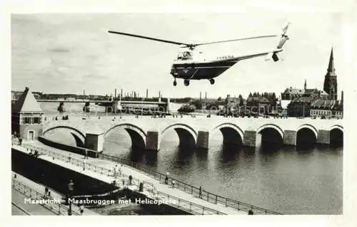 AK / Ansichtskarte MAASTRICHT NL Maasbruggen met Helicoptere