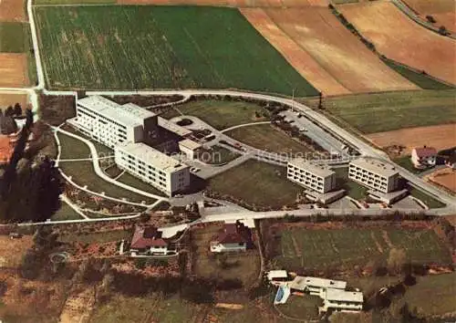 AK / Ansichtskarte Mellrichstadt Kreiskrankenhaus mit Altenheim