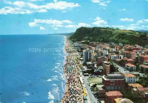 AK / Ansichtskarte Pesaro Marche IT Spiaggia vista dall alto