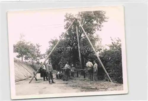 AK / Ansichtskarte Militaria Schweiz Soldaten Bauen 