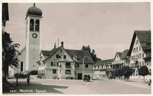 AK / Ansichtskarte Neukirch Egnach TG Ortszentrum Gasthaus Restaurant Kirche