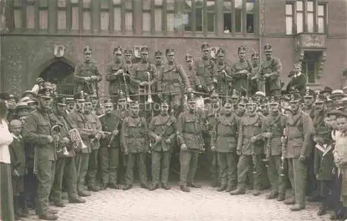AK / Ansichtskarte Militaria Schweiz Basel Soldaten Musik