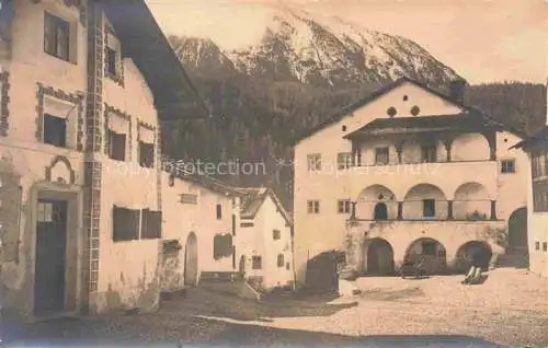 AK / Ansichtskarte Schuls Scuol GR Partie im Ortszentrum